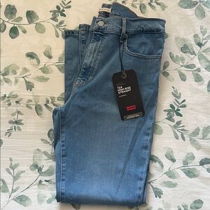 ▪️Levi's Women’s Slim Straight Jeans▪️
